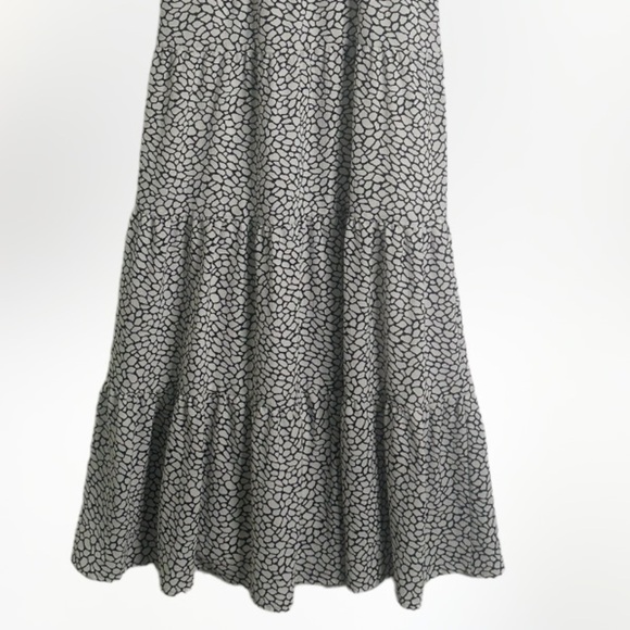 Michael kors black and white tiered maxi dress size medium - Picture 13 of 13